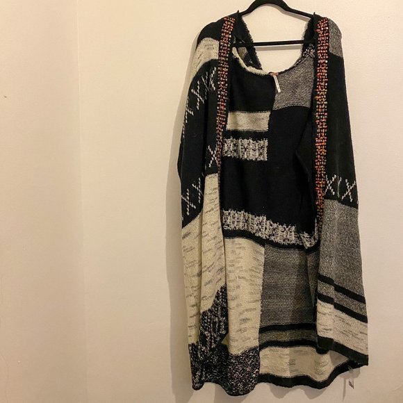 NWT Free People Solstice Spirit Poncho Patchwork Hooded Cardigan Size XS/Small - Picture 5 of 12